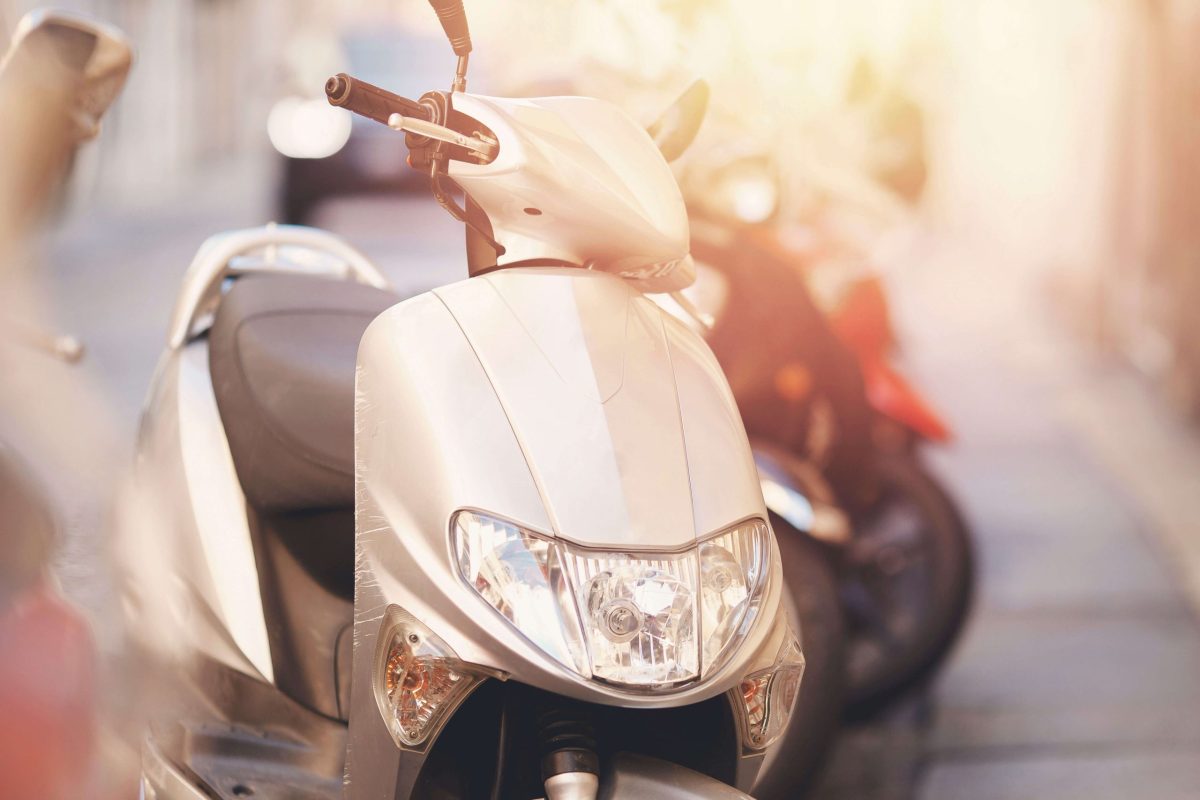 Mopedforsikring_AdobeStock_304553892